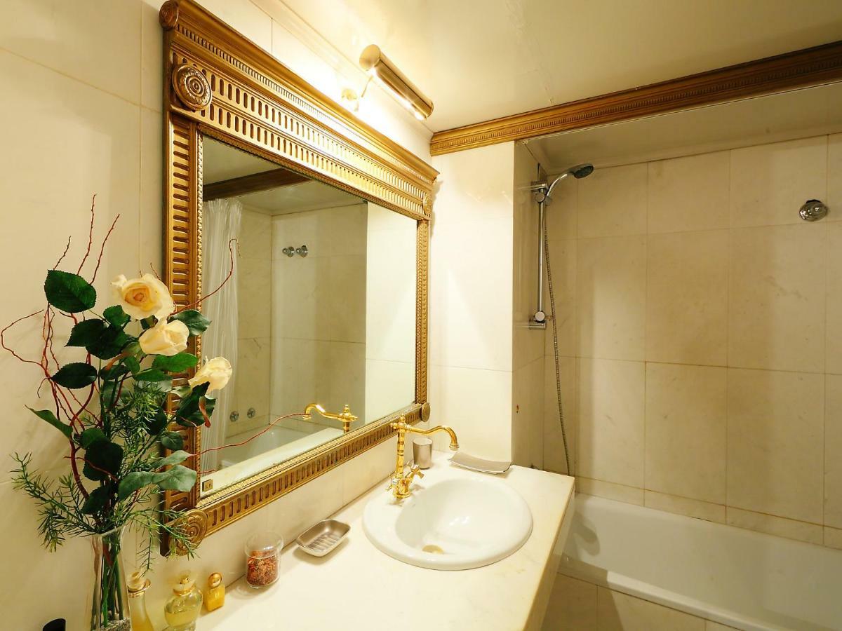 Apartment Plaza De Catalunya - Pso- De Gracia By Interhome Barcelona Ngoại thất bức ảnh
